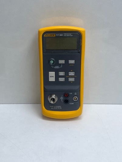 Fluke 717 30G Pressure Calibrator Kit